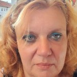 Yvette sangha Single aus Schorndorf